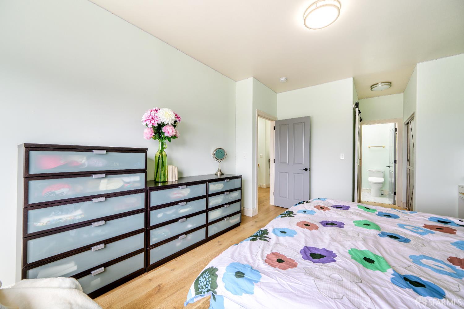 Detail Gallery Image 25 of 63 For 79 Karen Ct, San Francisco,  CA 94134 - 4 Beds | 3 Baths