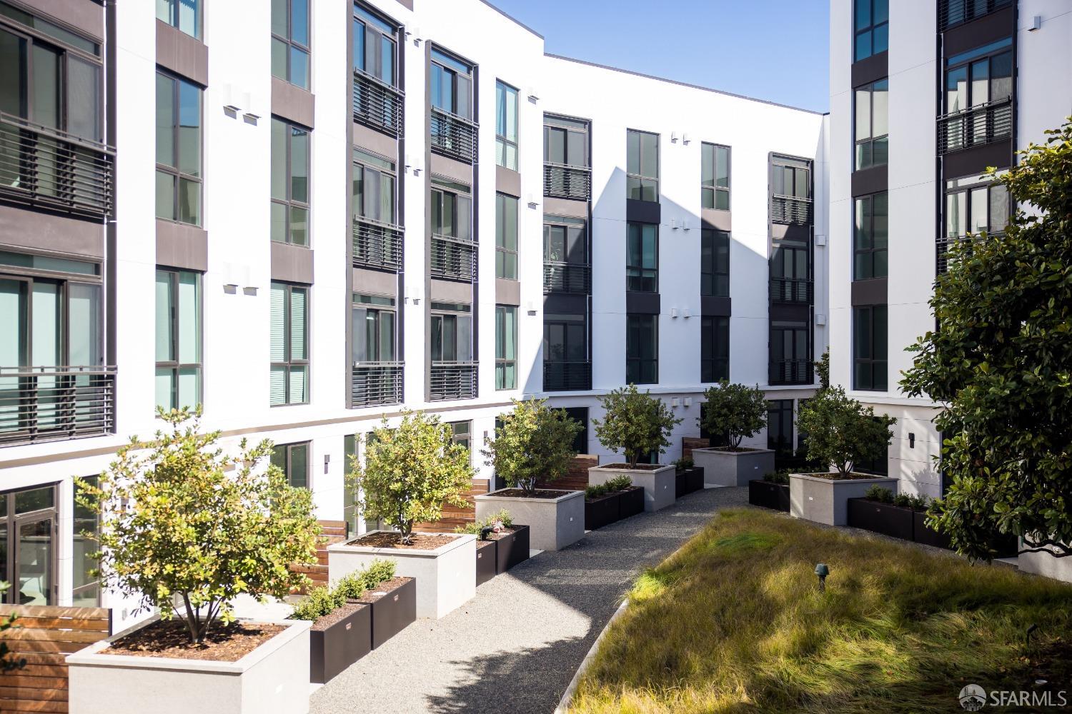 Detail Gallery Image 16 of 43 For 1 Bristol Ct #217,  San Francisco,  CA 94130 - 1 Beds | 1 Baths