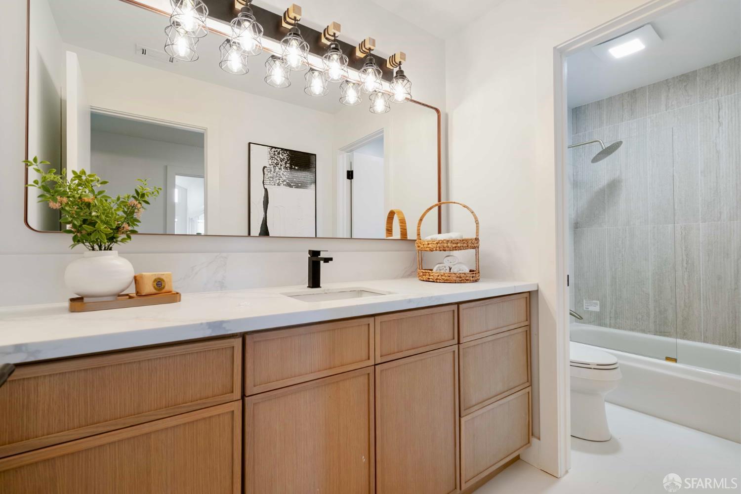 Detail Gallery Image 30 of 46 For 1945 Las Encinas Ct, Los Gatos,  CA 95032 - 3 Beds | 2/1 Baths