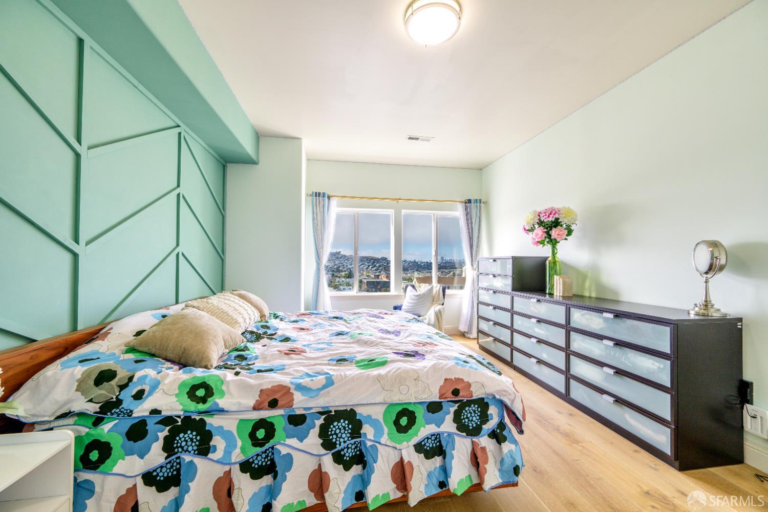 Detail Gallery Image 24 of 63 For 79 Karen Ct, San Francisco,  CA 94134 - 4 Beds | 3 Baths