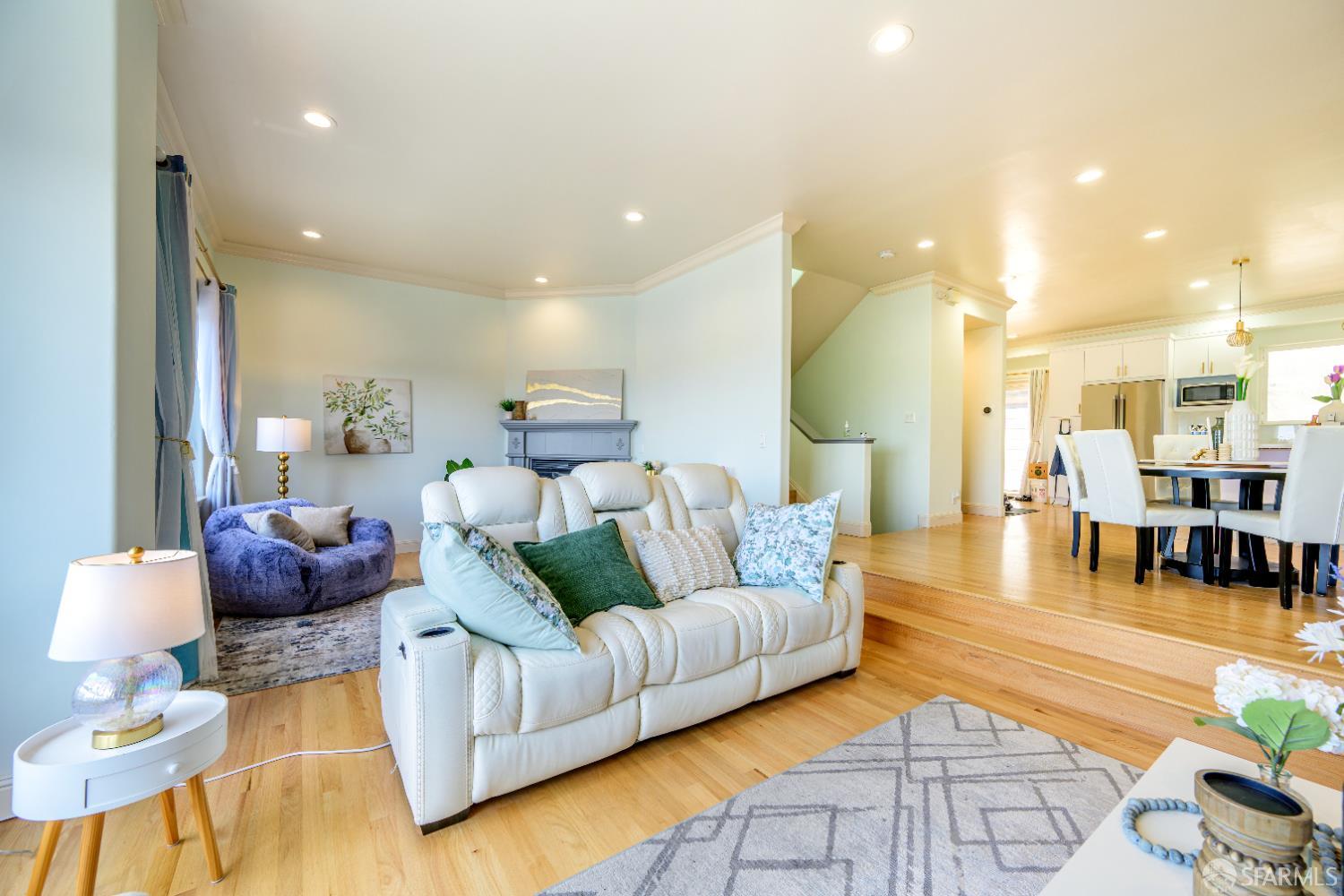 Detail Gallery Image 3 of 63 For 79 Karen Ct, San Francisco,  CA 94134 - 4 Beds | 3 Baths