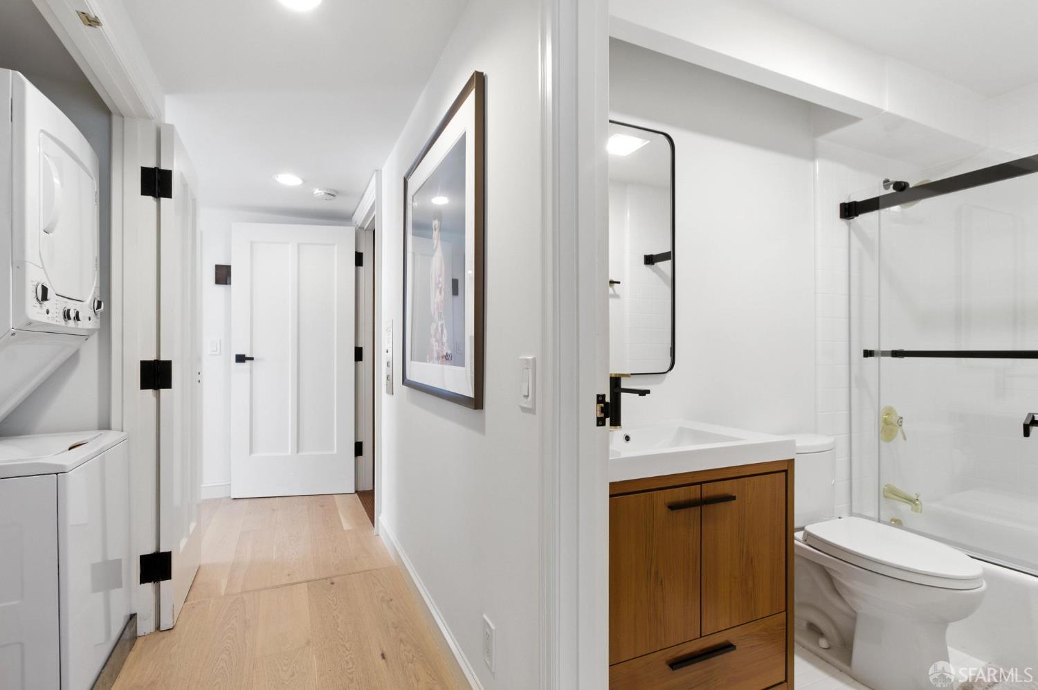 Detail Gallery Image 42 of 53 For 1220 Jones St #401,  San Francisco,  CA 94109 - 2 Beds | 2 Baths
