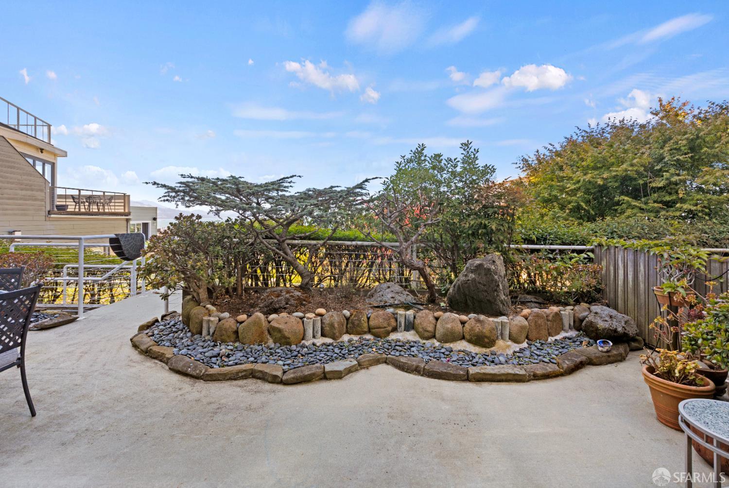 Detail Gallery Image 11 of 16 For 2040 Broadway St #102,  San Francisco,  CA 94115 - 2 Beds | 2 Baths