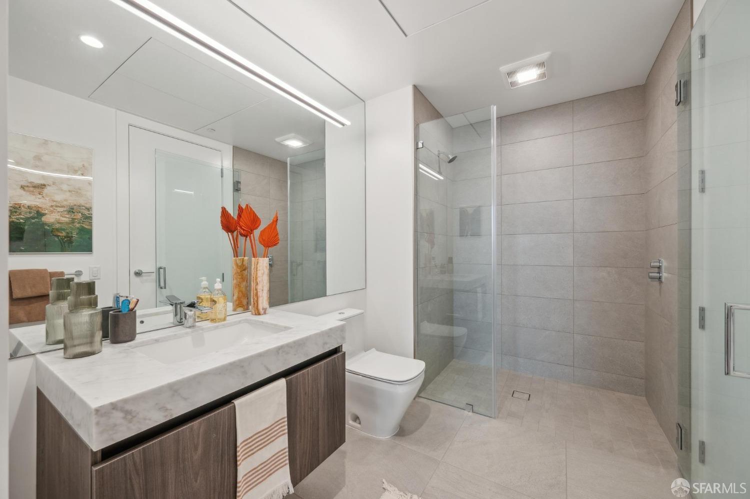 Photo #16: 425055694 Listing: Photo #16