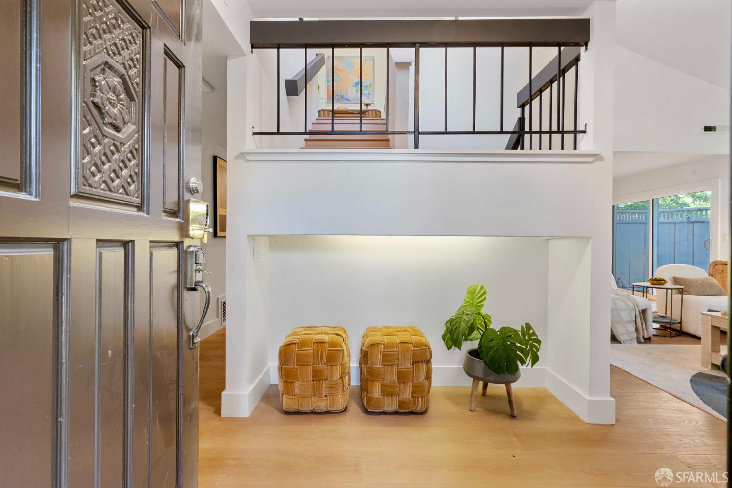 Detail Gallery Image 3 of 46 For 1945 Las Encinas Ct, Los Gatos,  CA 95032 - 3 Beds | 2/1 Baths