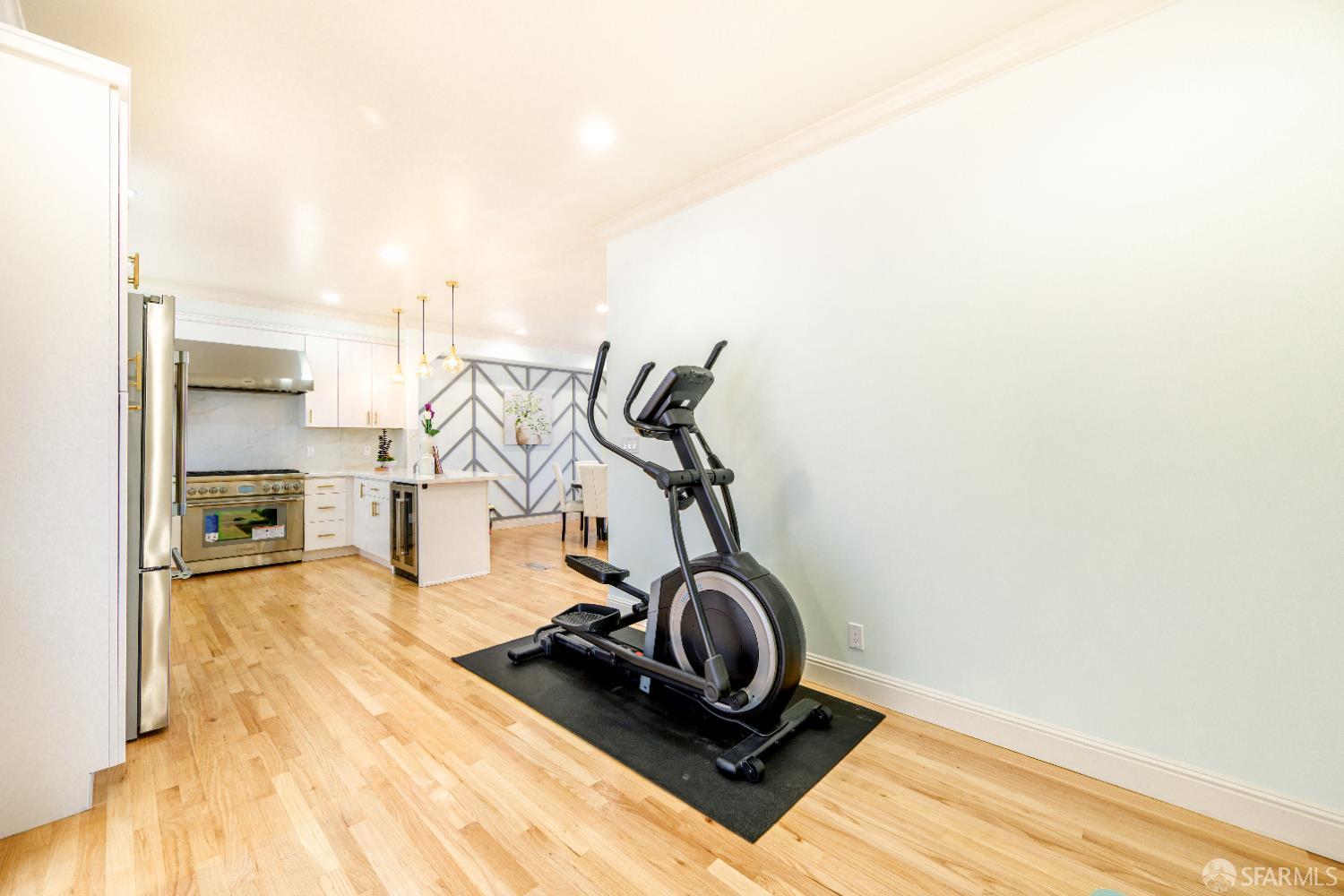 Detail Gallery Image 54 of 63 For 79 Karen Ct, San Francisco,  CA 94134 - 4 Beds | 3 Baths