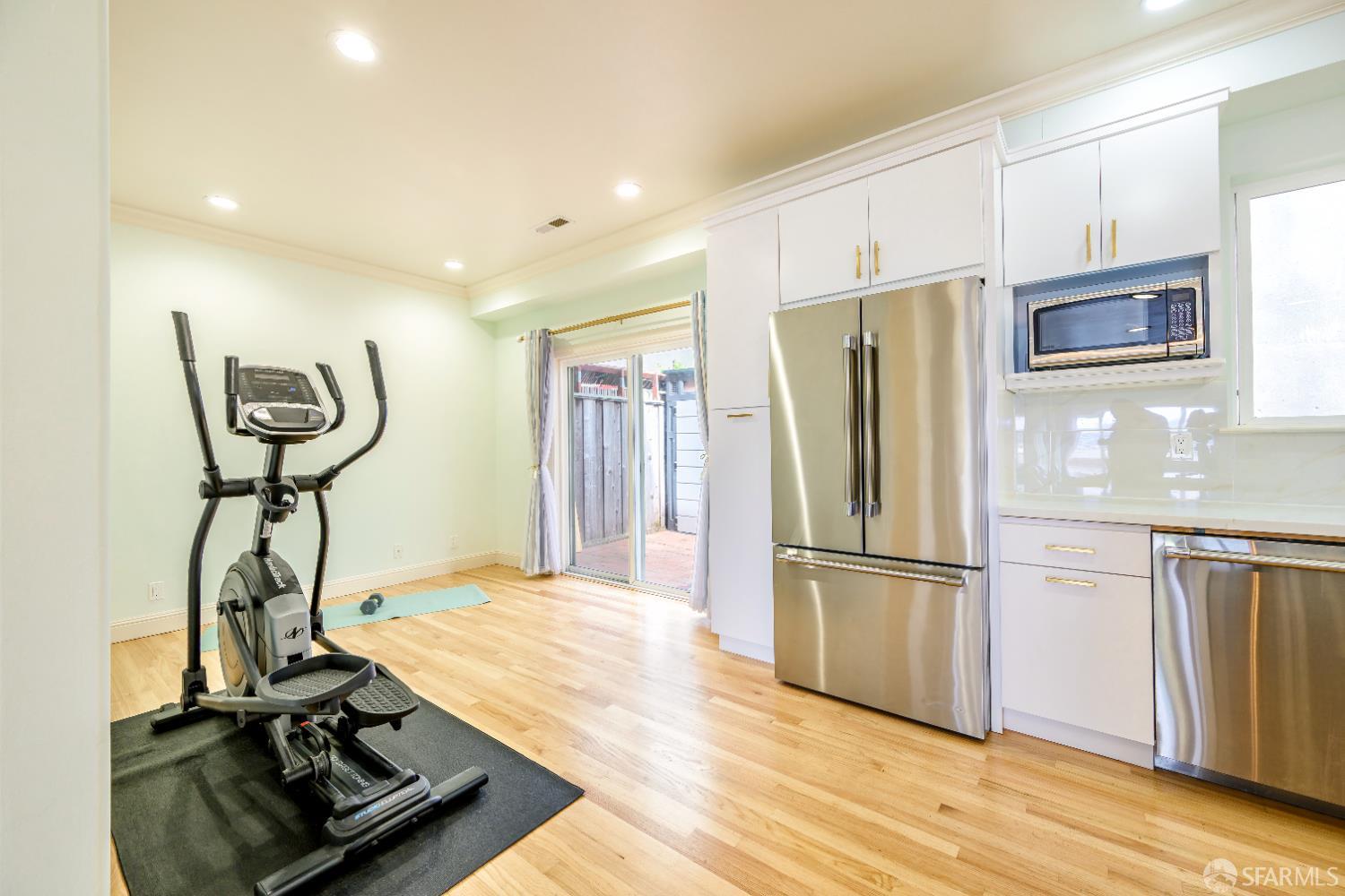 Detail Gallery Image 53 of 63 For 79 Karen Ct, San Francisco,  CA 94134 - 4 Beds | 3 Baths