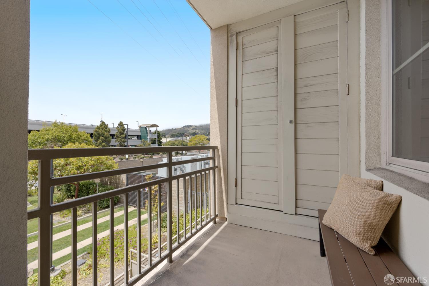 Detail Gallery Image 13 of 33 For 1488 El Camino Real #212,  South San Francisco,  CA 94080 - 1 Beds | 1 Baths