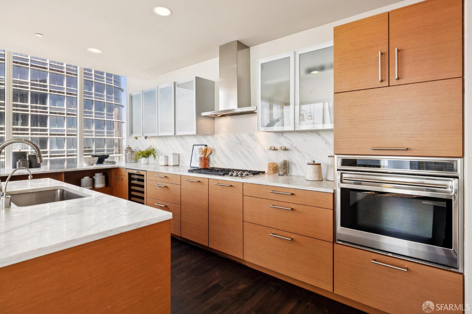 Detail Gallery Image 25 of 80 For 301 Mission St 56d,  San Francisco,  CA 94105 - 2 Beds | 3 Baths