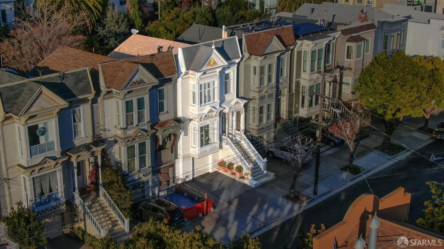 Detail Gallery Image 3 of 96 For 3836 Cesar Chavez St, San Francisco,  CA 94131 - – Beds | – Baths