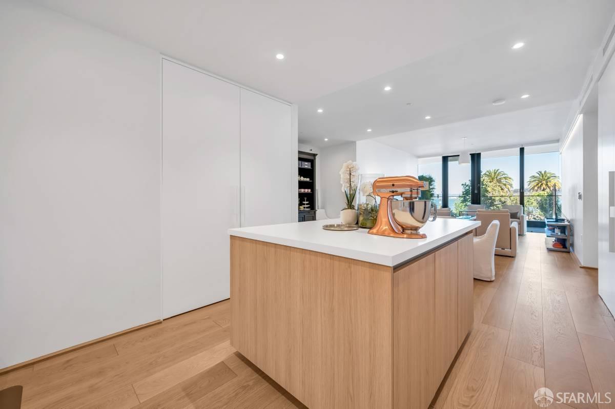 Detail Gallery Image 15 of 24 For 1 Steuart Ln #204,  San Francisco,  CA 94105 - 3 Beds | 2 Baths
