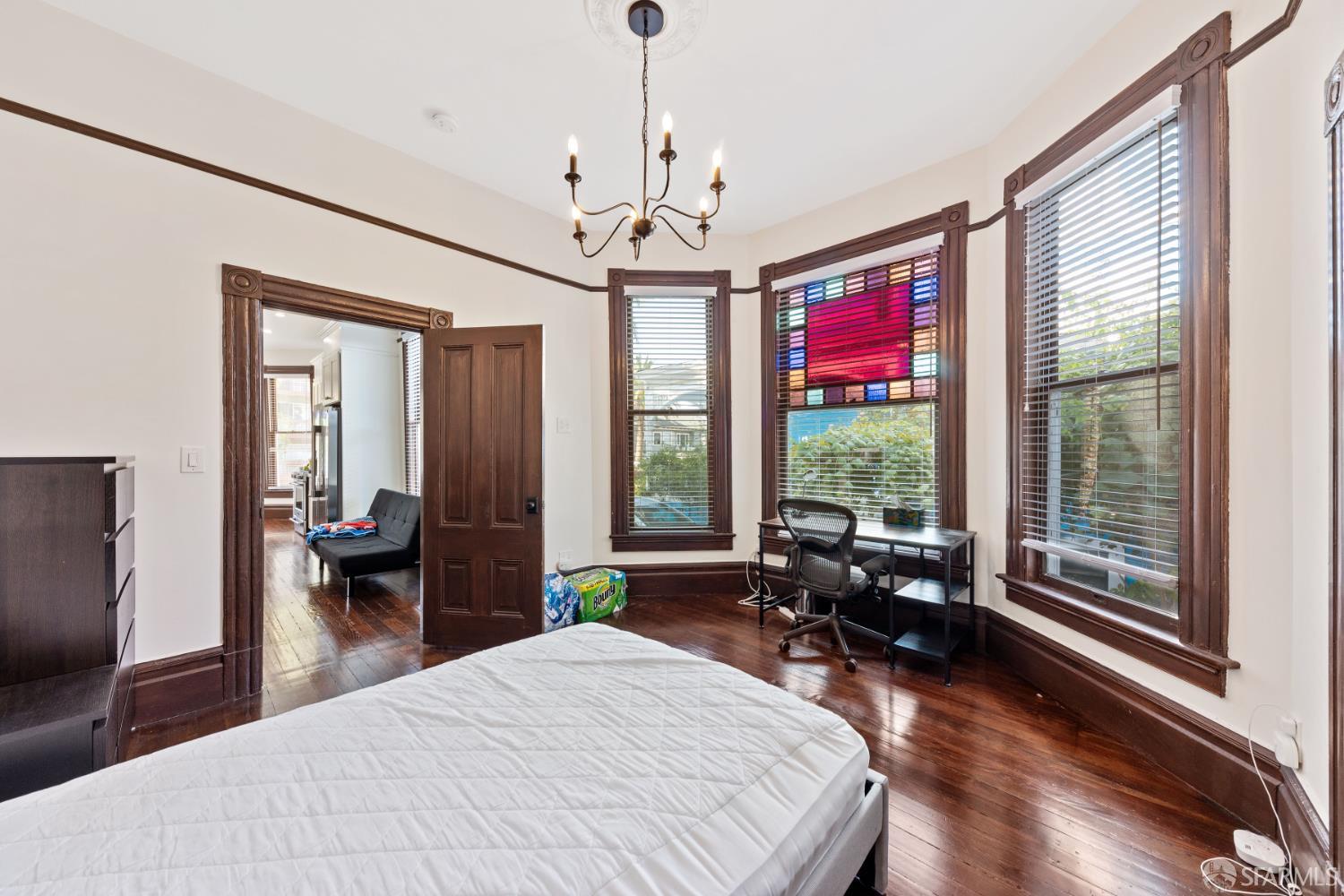 Detail Gallery Image 9 of 20 For 2215 Blake St a,  Berkeley,  CA 94704 - 2 Beds | 2/1 Baths