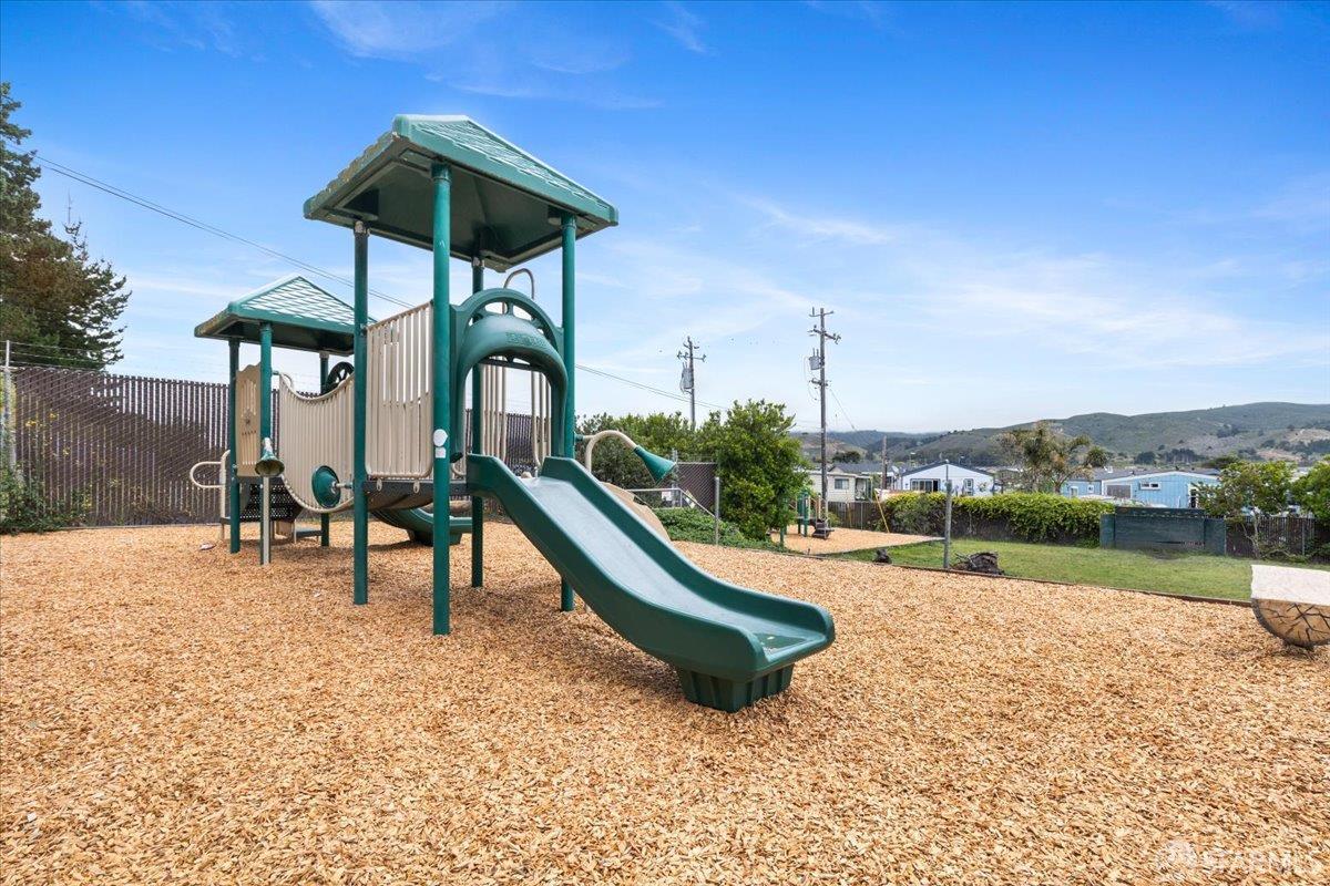 Detail Gallery Image 30 of 45 For 149 Culebra Ln, Moss Beach,  CA 94038 - 2 Beds | 2 Baths