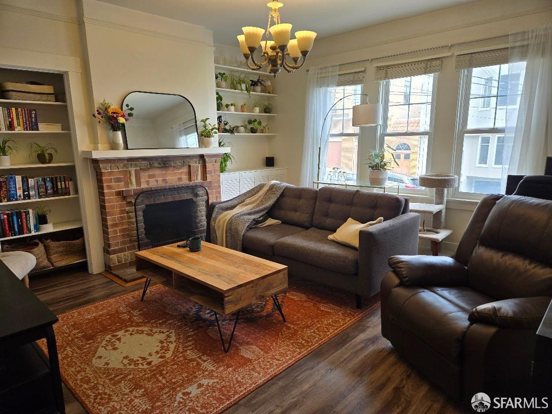 Detail Gallery Image 8 of 17 For 773 Chestnut St, San Francisco,  CA 94133 - – Beds | – Baths