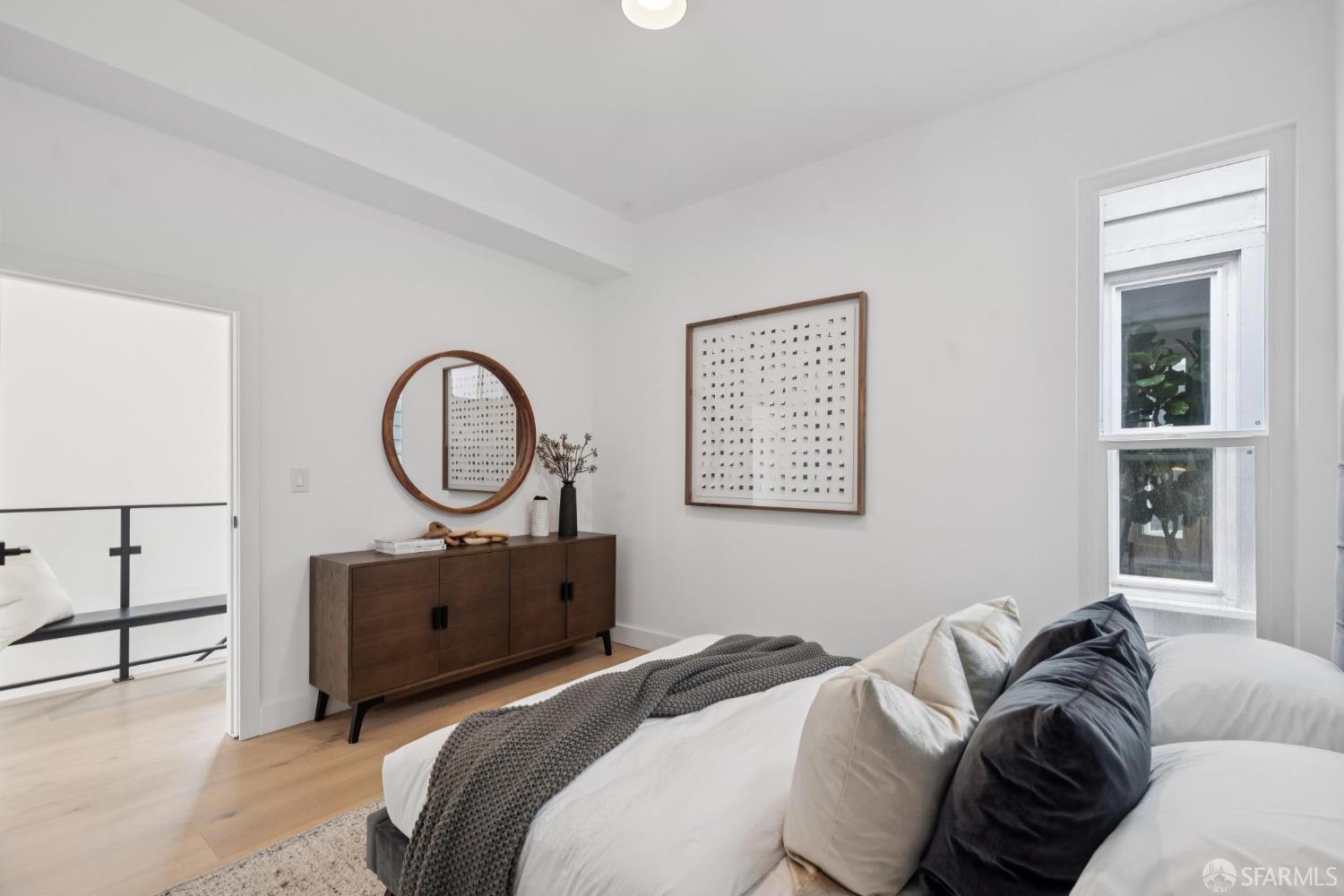 Detail Gallery Image 21 of 29 For 1632 Bush St, San Francisco,  CA 94109 - 4 Beds | 2 Baths
