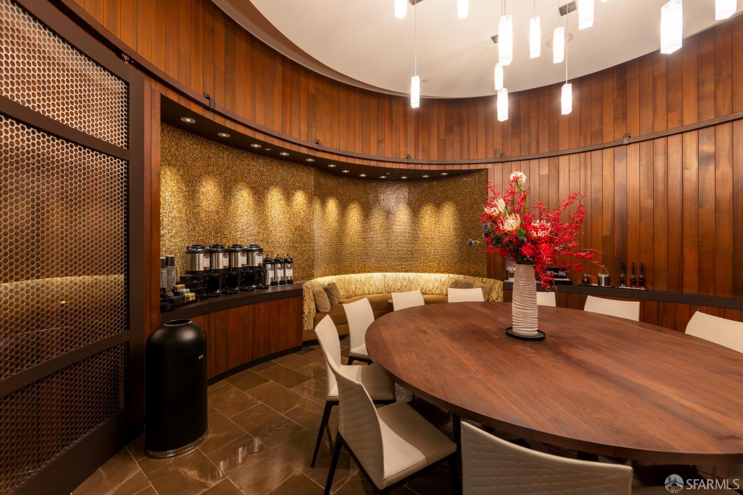 Detail Gallery Image 70 of 80 For 301 Mission St 56d,  San Francisco,  CA 94105 - 2 Beds | 3 Baths