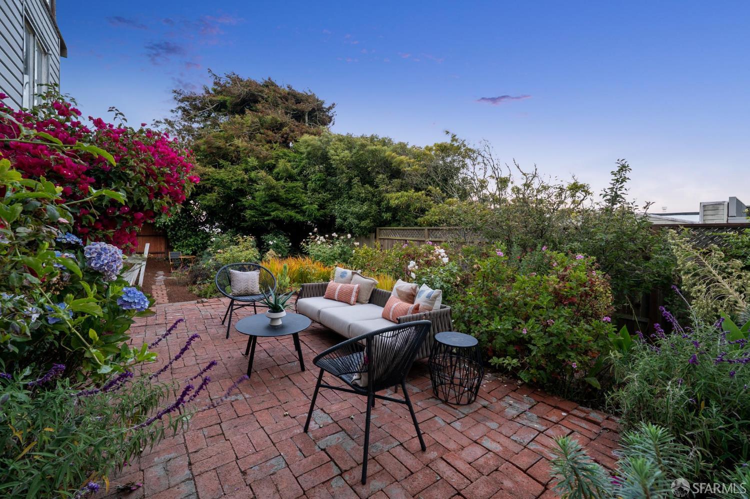 Detail Gallery Image 25 of 41 For 620 Detroit St, San Francisco,  CA 94131 - 2 Beds | 2 Baths