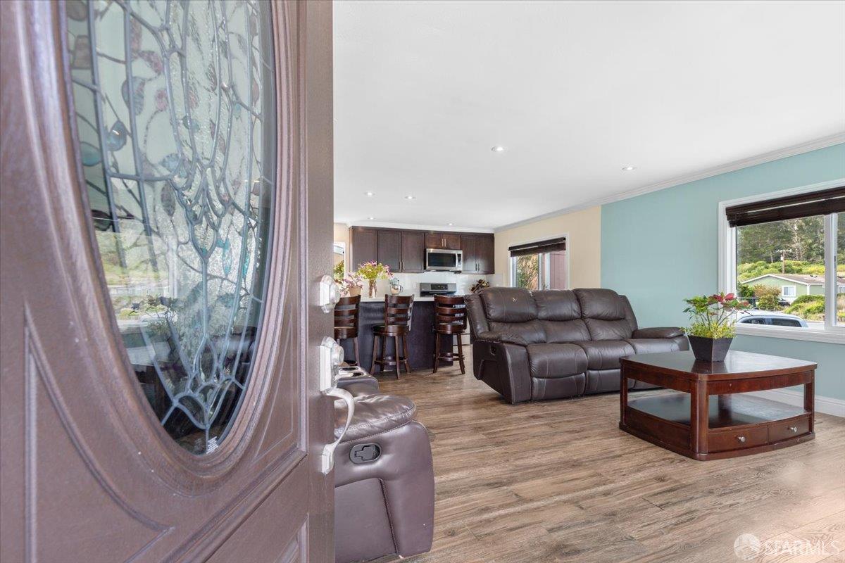 Detail Gallery Image 6 of 45 For 149 Culebra Ln, Moss Beach,  CA 94038 - 2 Beds | 2 Baths