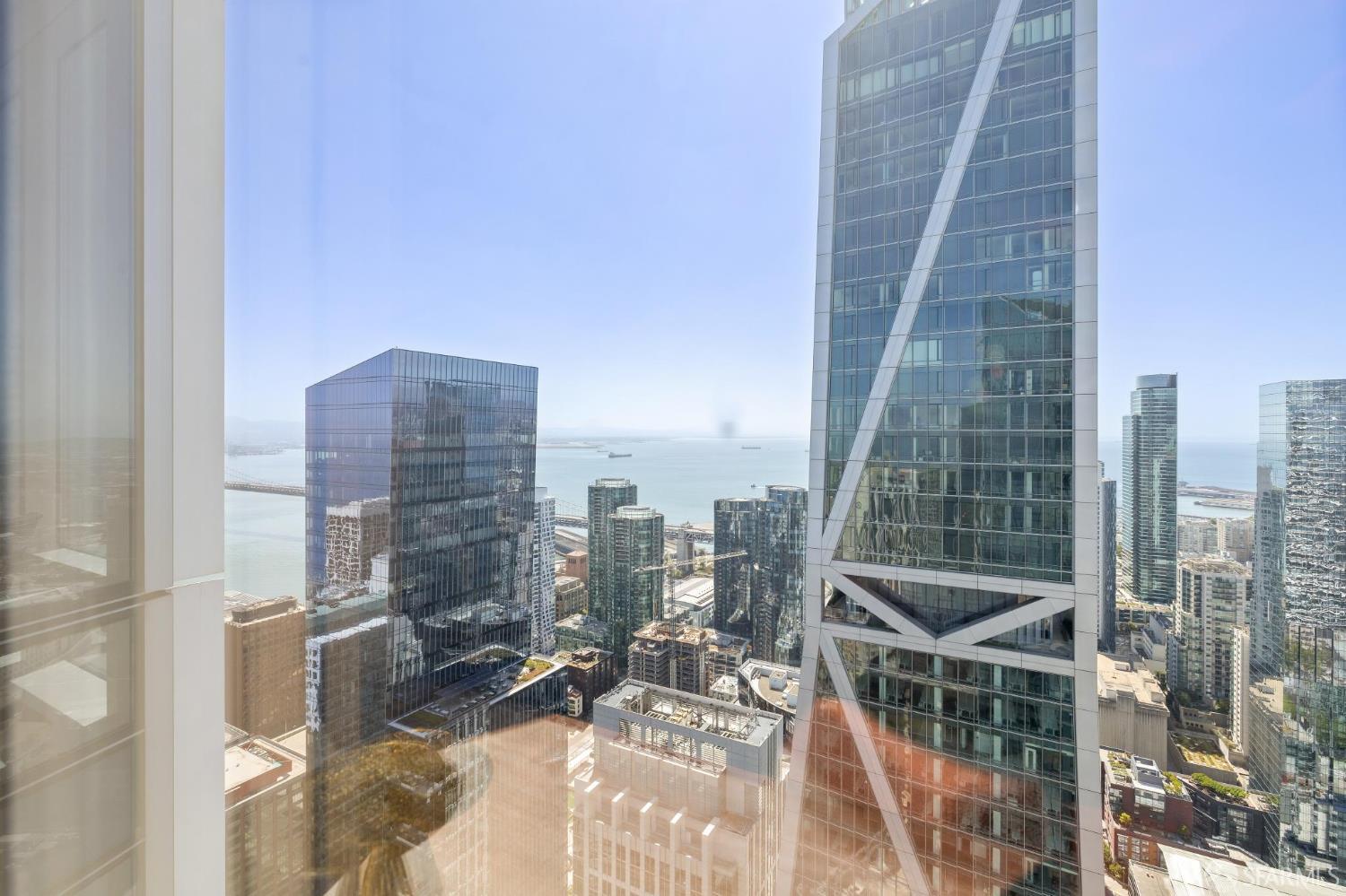 Detail Gallery Image 80 of 80 For 301 Mission St 56d,  San Francisco,  CA 94105 - 2 Beds | 3 Baths