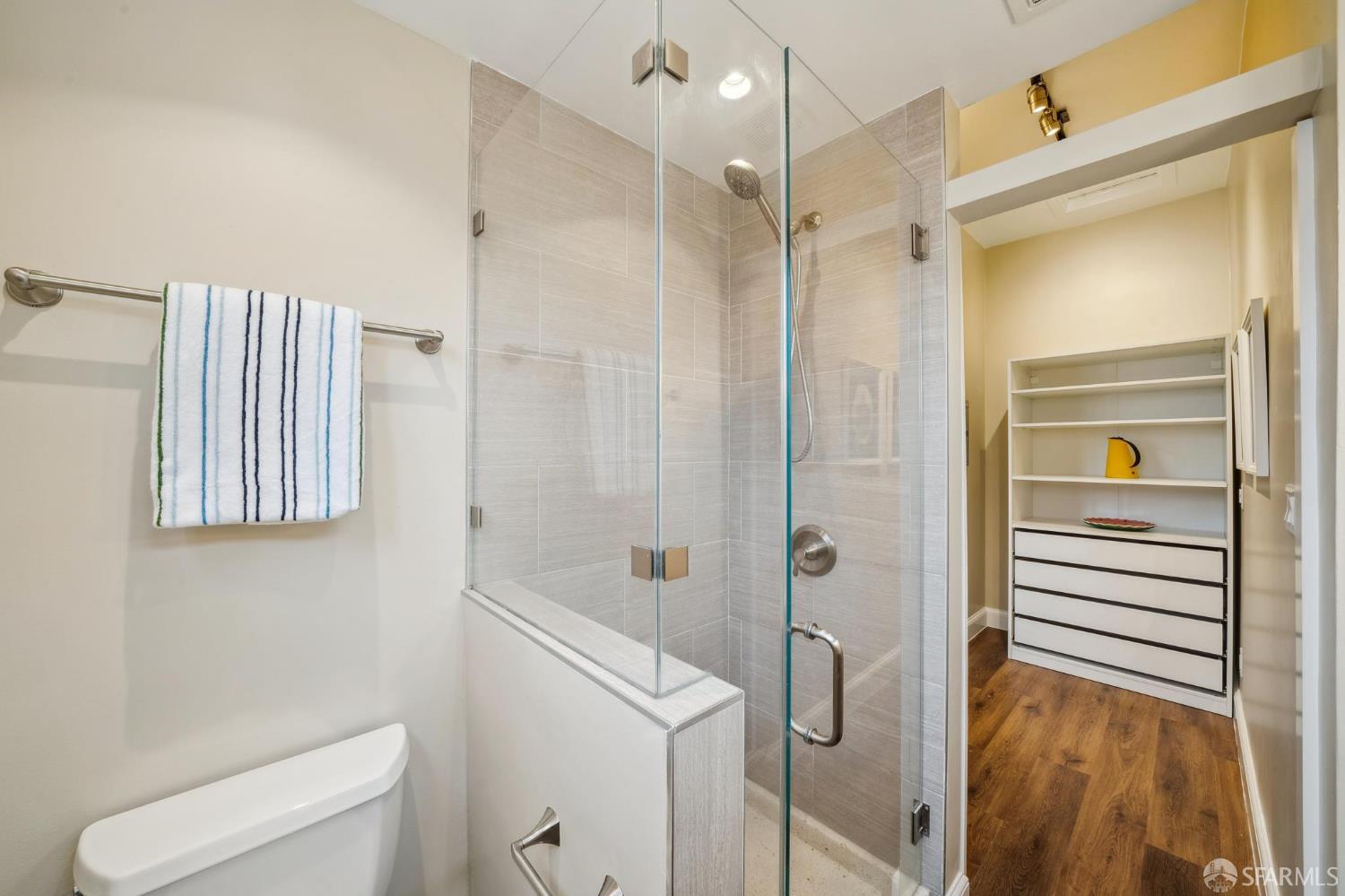 Detail Gallery Image 28 of 96 For 3836 Cesar Chavez St, San Francisco,  CA 94131 - – Beds | – Baths