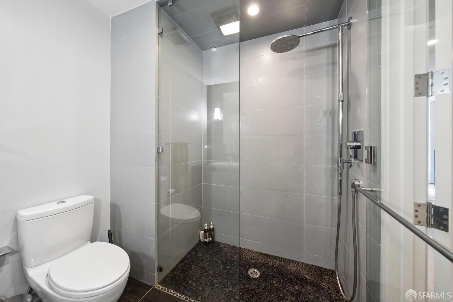 Photo #14: 425055782 Listing: Photo #14