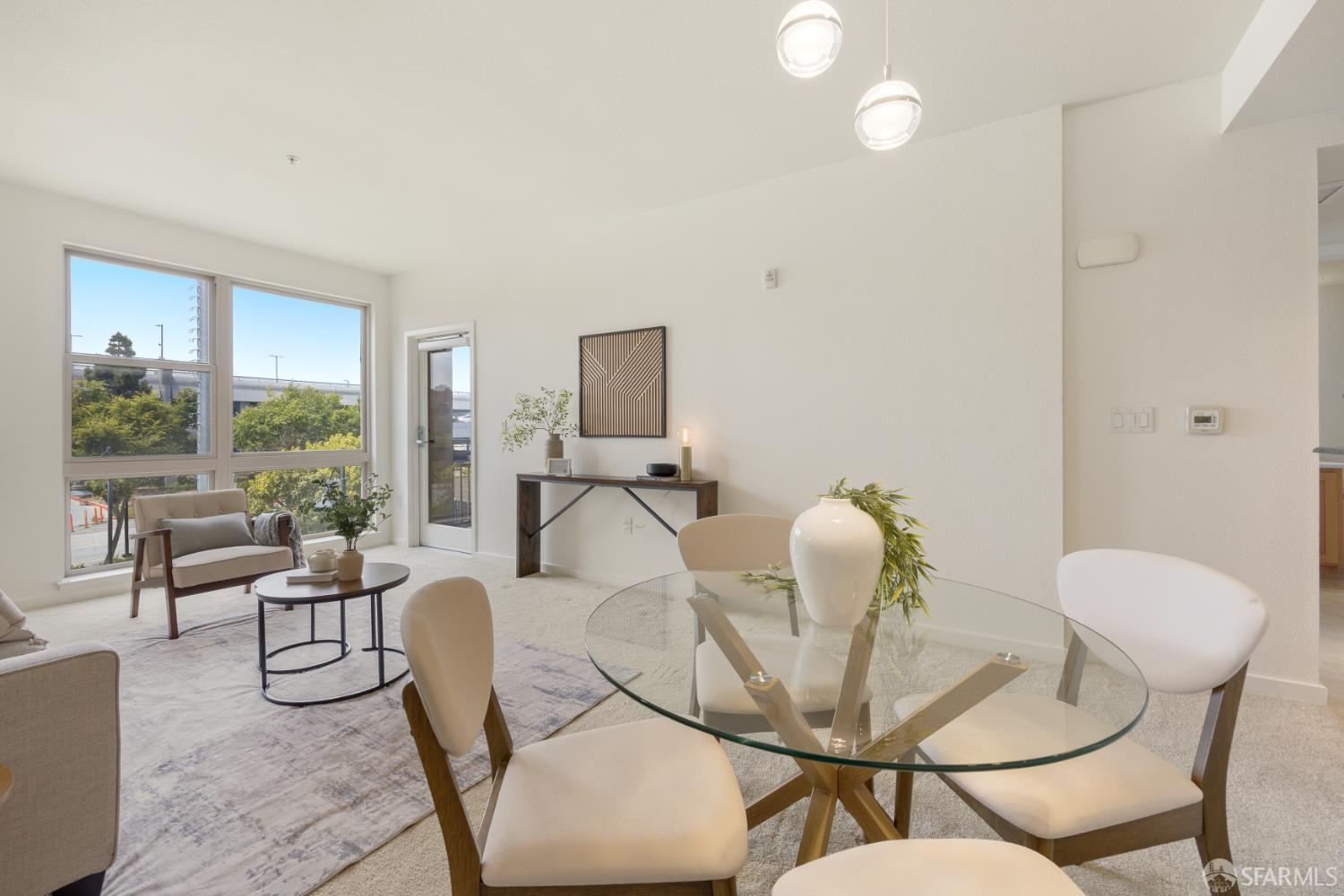 Detail Gallery Image 8 of 33 For 1488 El Camino Real #212,  South San Francisco,  CA 94080 - 1 Beds | 1 Baths