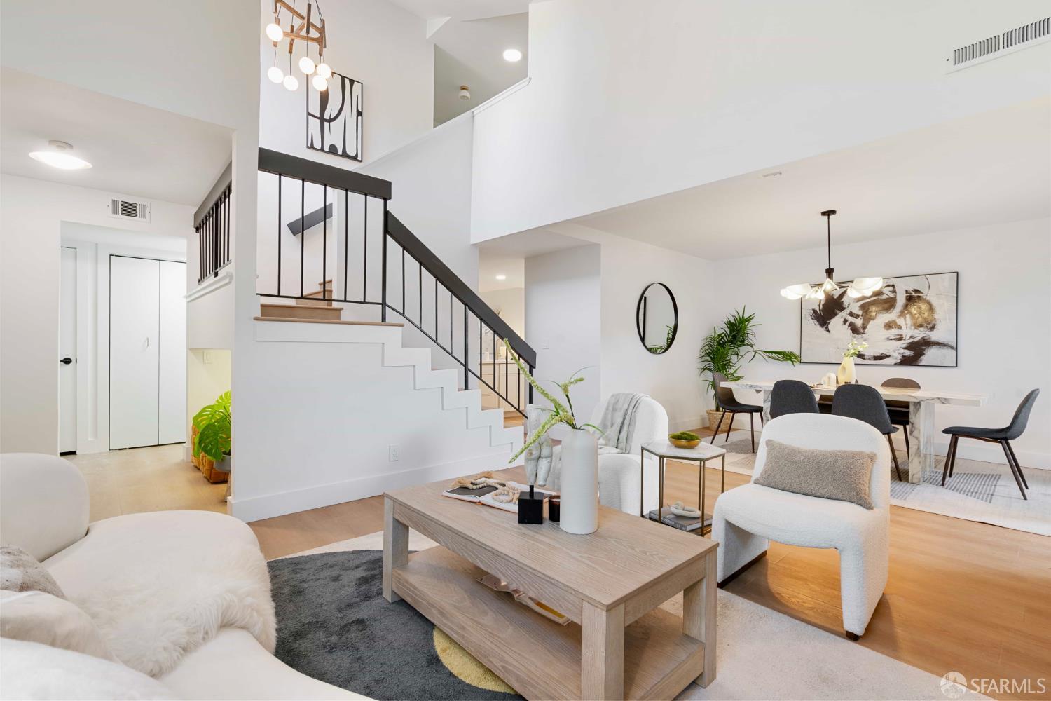 Detail Gallery Image 9 of 46 For 1945 Las Encinas Ct, Los Gatos,  CA 95032 - 3 Beds | 2/1 Baths