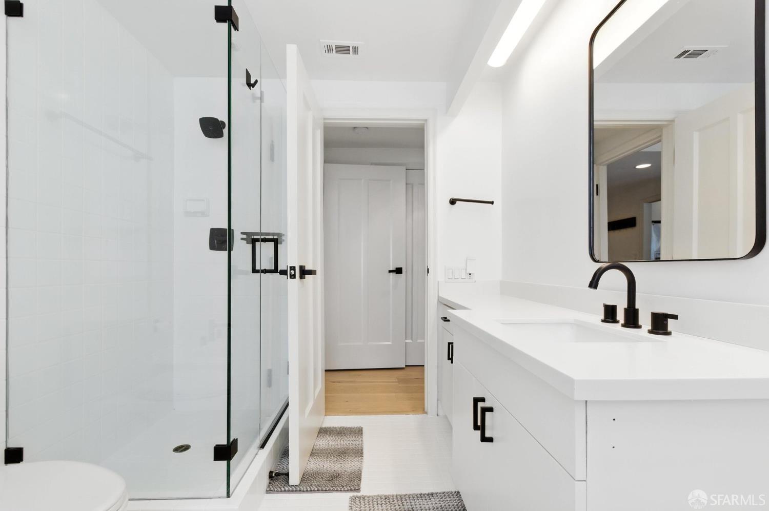 Detail Gallery Image 44 of 53 For 1220 Jones St #401,  San Francisco,  CA 94109 - 2 Beds | 2 Baths