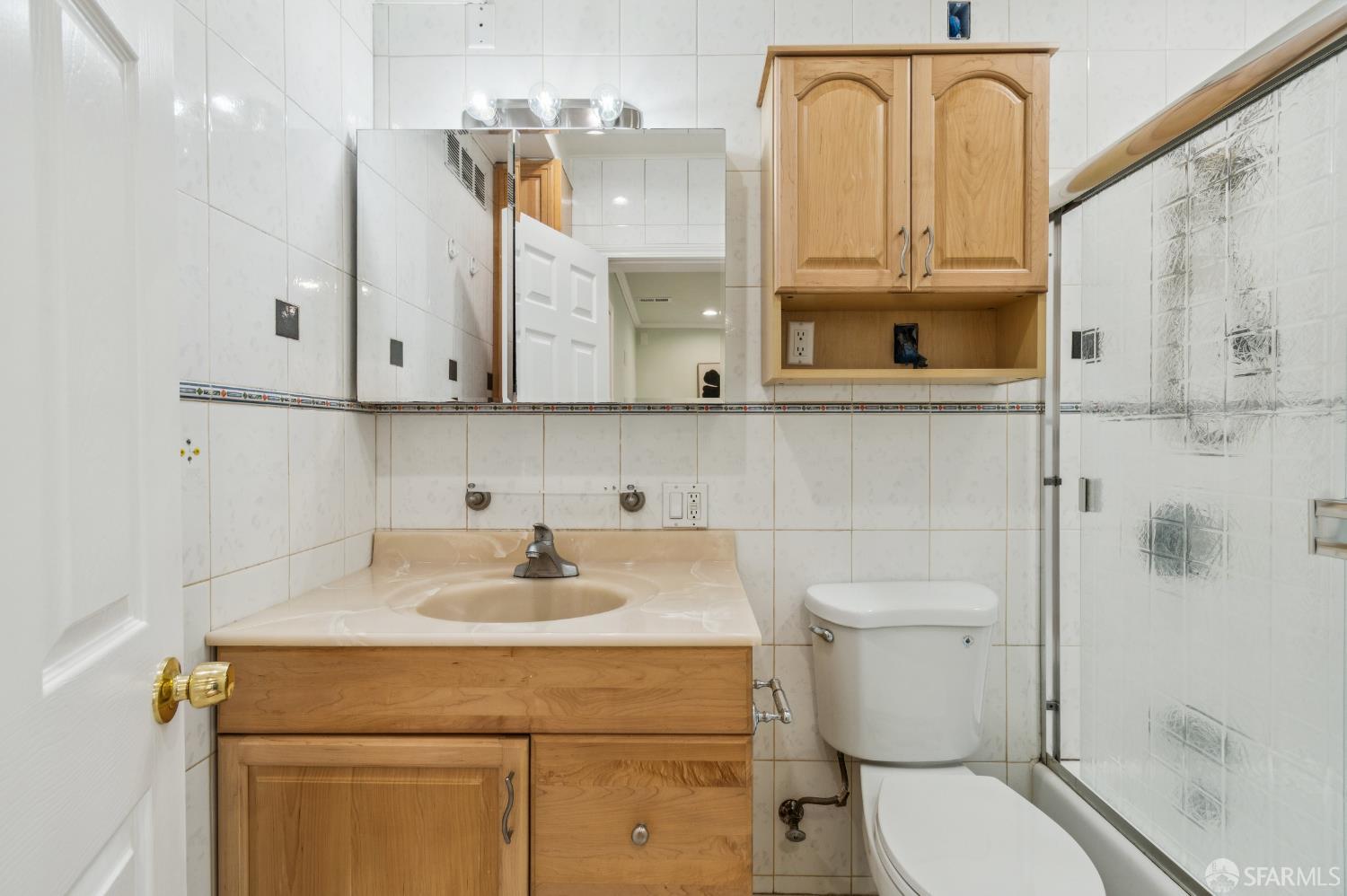Detail Gallery Image 77 of 98 For 276 Seneca Ave, San Francisco,  CA 94112 - 5 Beds | 5 Baths