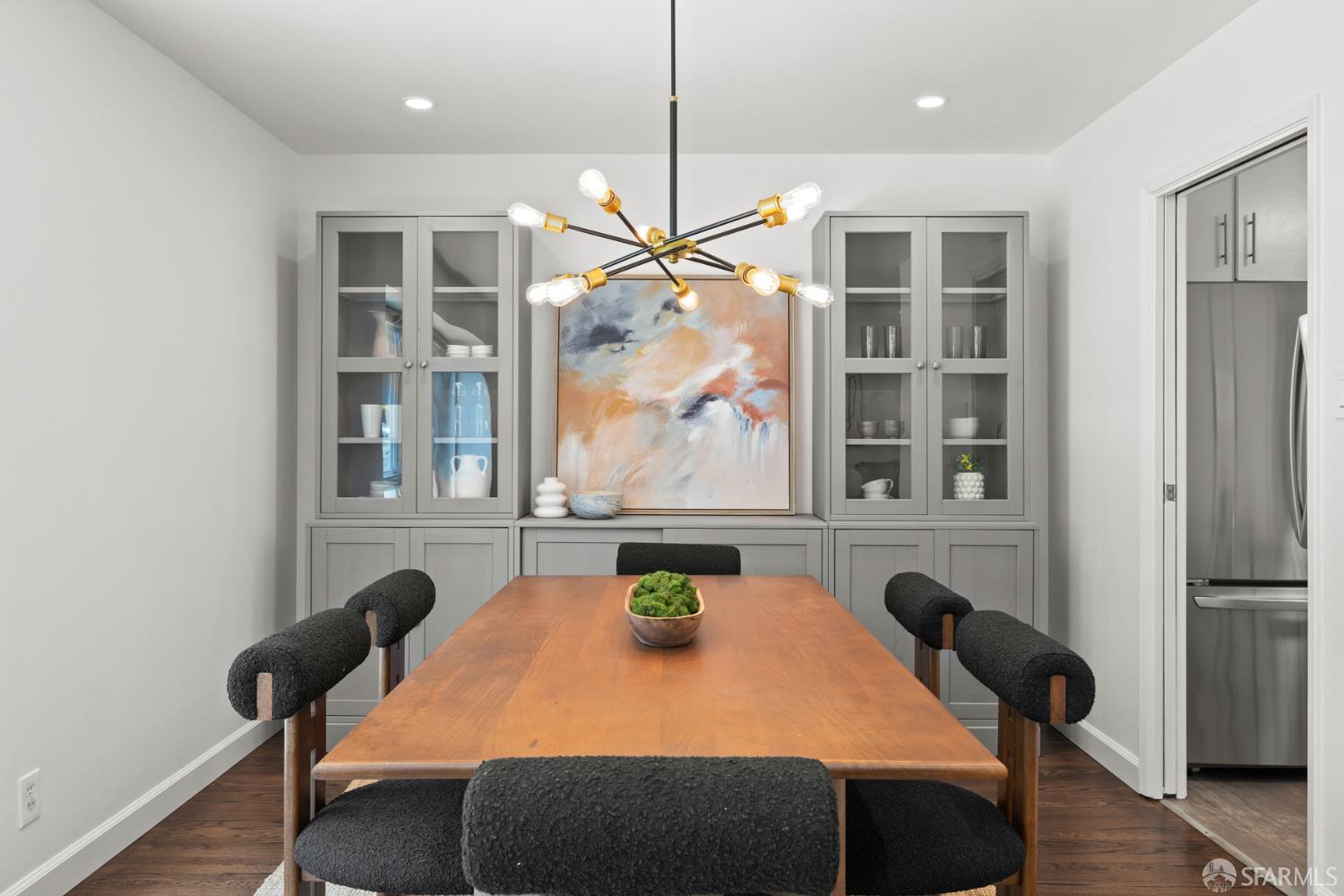 Detail Gallery Image 6 of 22 For 31 Canterbury Ave, Daly City,  CA 94015 - 3 Beds | 1/1 Baths