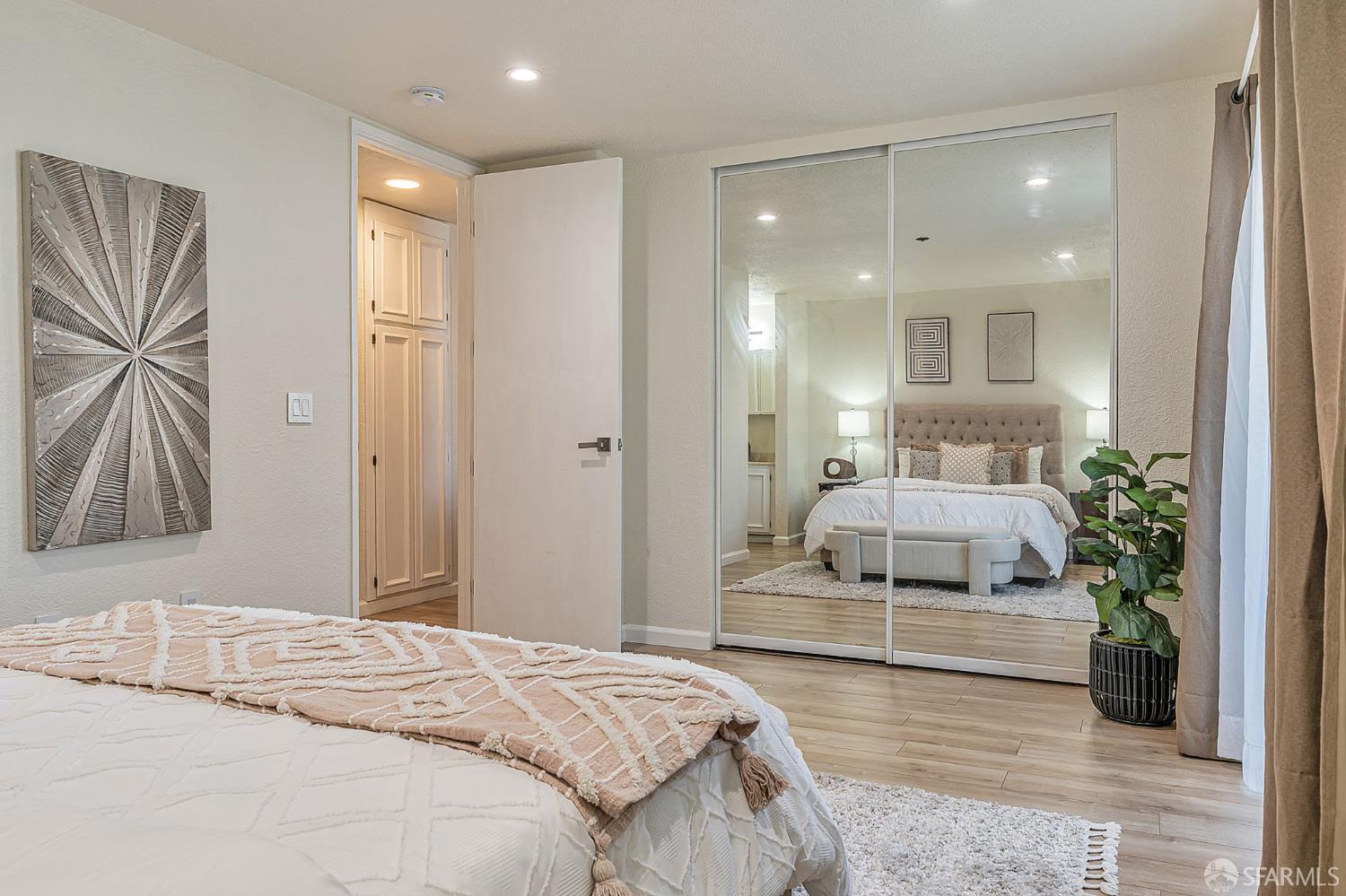 Detail Gallery Image 13 of 36 For 1396 El Camino Real #110,  Millbrae,  CA 94030 - 2 Beds | 2 Baths