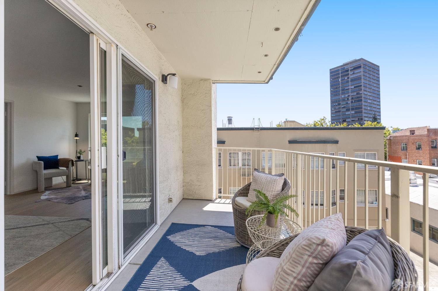 Detail Gallery Image 27 of 52 For 389 Belmont St #306,  Oakland,  CA 94610 - 2 Beds | 1 Baths