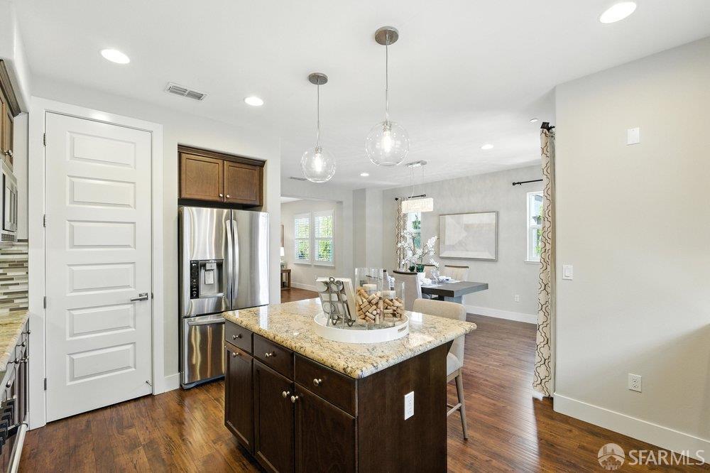 Detail Gallery Image 14 of 99 For 417 Longden Ave, San Mateo,  CA 94403 - 4 Beds | 3/1 Baths