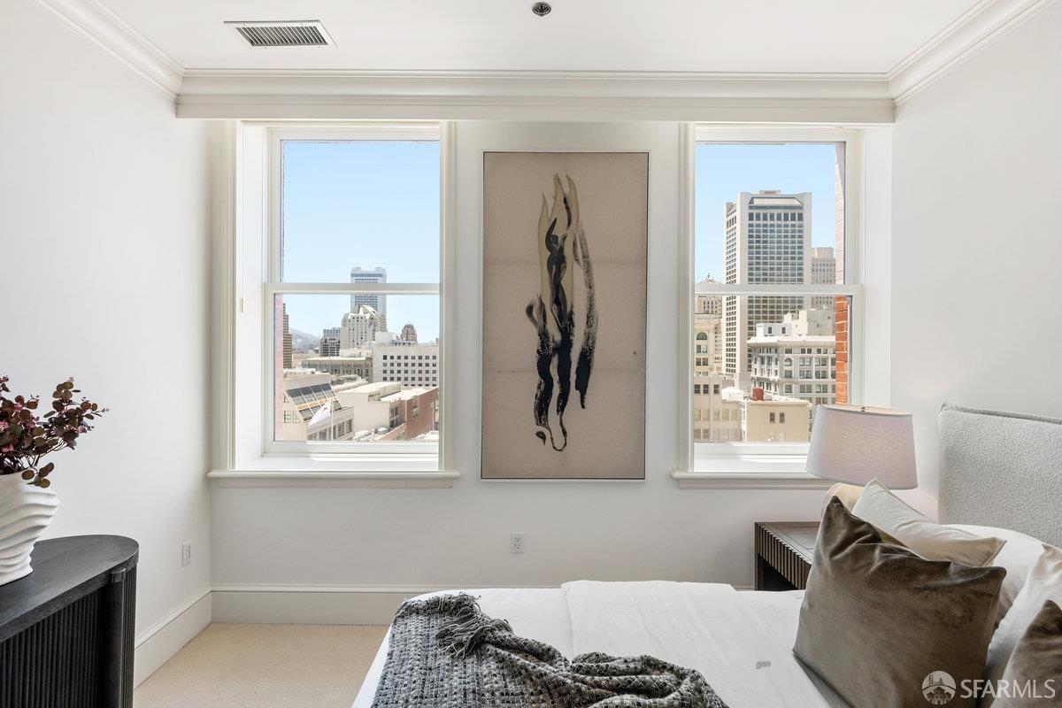 Photo #12: 425037993 Listing: Photo #12
