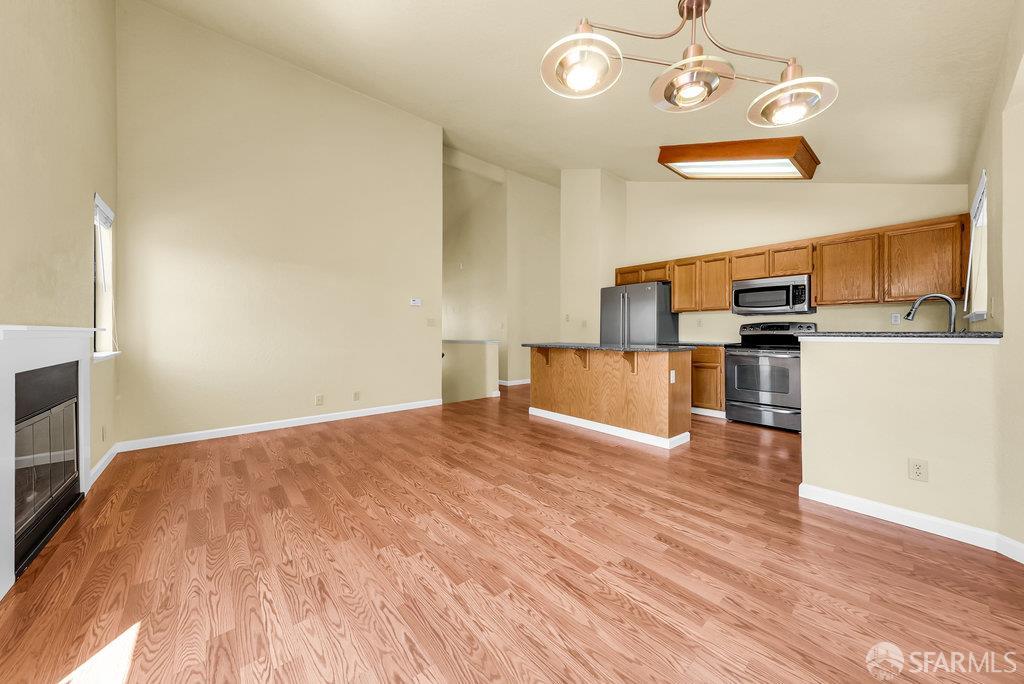 Detail Gallery Image 18 of 69 For 23599 Matthew Ct, Hayward,  CA 94541 - 3 Beds | 3 Baths