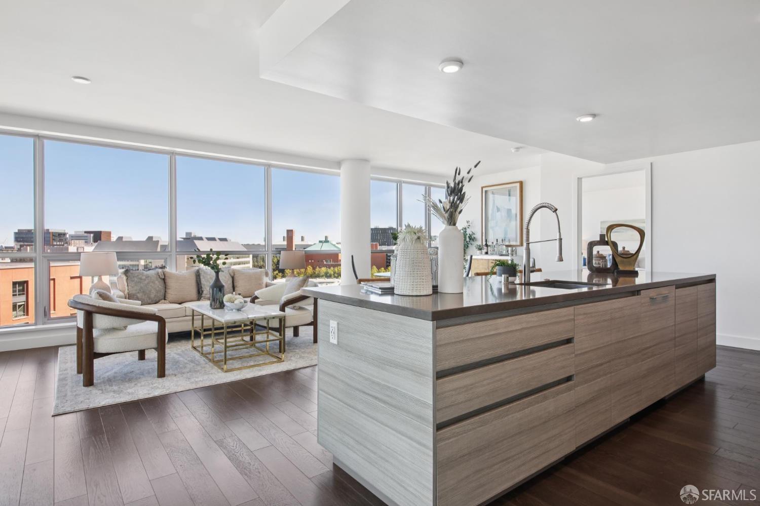 Detail Gallery Image 3 of 57 For 718 Long Bridge St #1002,  San Francisco,  CA 94158 - 2 Beds | 2 Baths