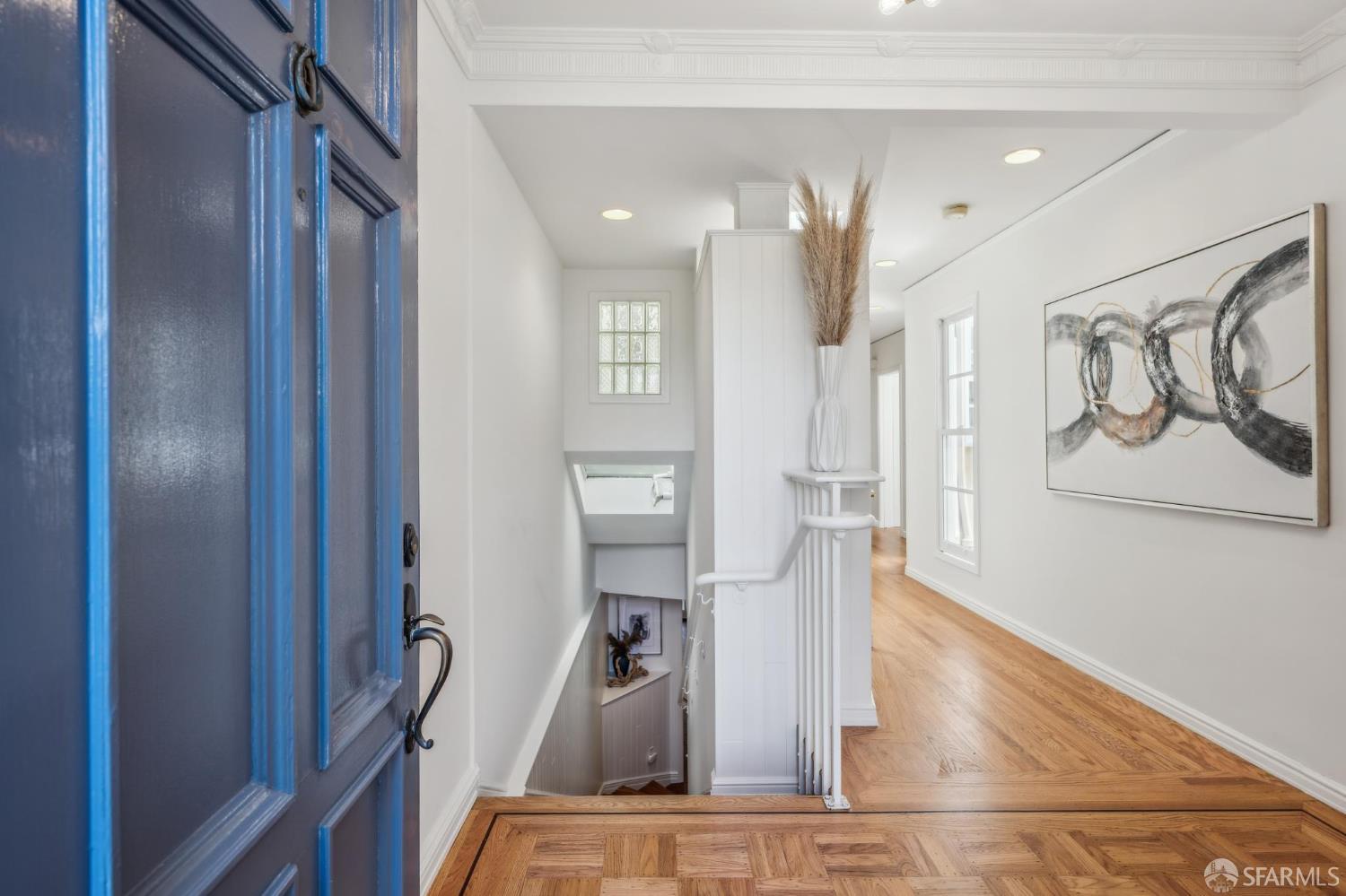 Detail Gallery Image 2 of 66 For 25 Roselyn Ter, San Francisco,  CA 94118 - 3 Beds | 2 Baths