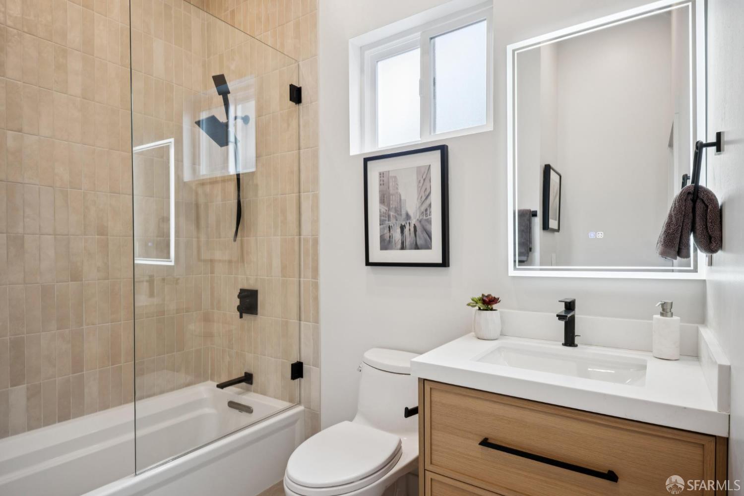 Photo #16: 425056007 Listing: Photo #16