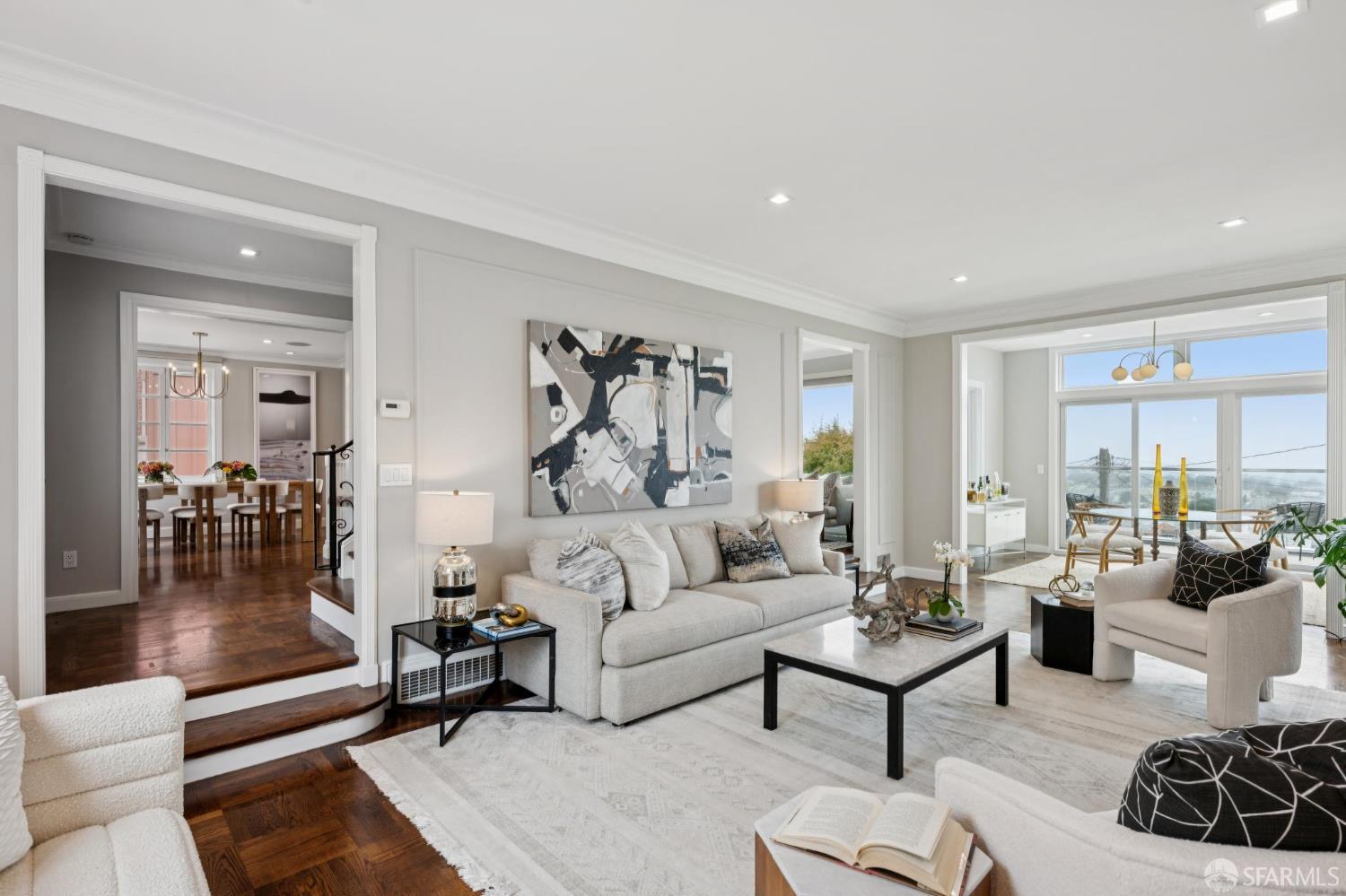 Detail Gallery Image 9 of 96 For 1983 15th Ave, San Francisco,  CA 94116 - 5 Beds | 4/1 Baths