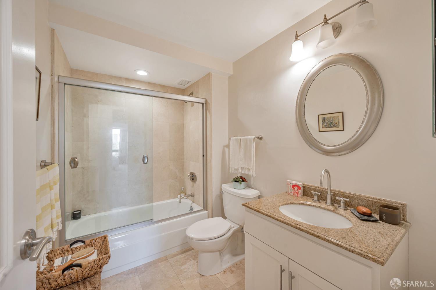Detail Gallery Image 12 of 14 For 1177 California St #212,  San Francisco,  CA 94108 - 1 Beds | 1 Baths