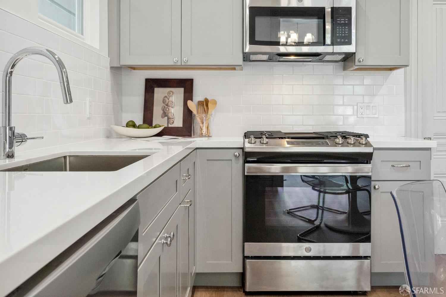 Detail Gallery Image 18 of 97 For 3511 23rd St, San Francisco,  CA 94110 - – Beds | – Baths