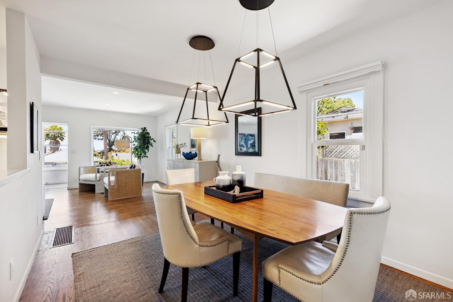 Detail Gallery Image 14 of 40 For 2464 Alida St, Oakland,  CA 95602 - 3 Beds | 2/1 Baths