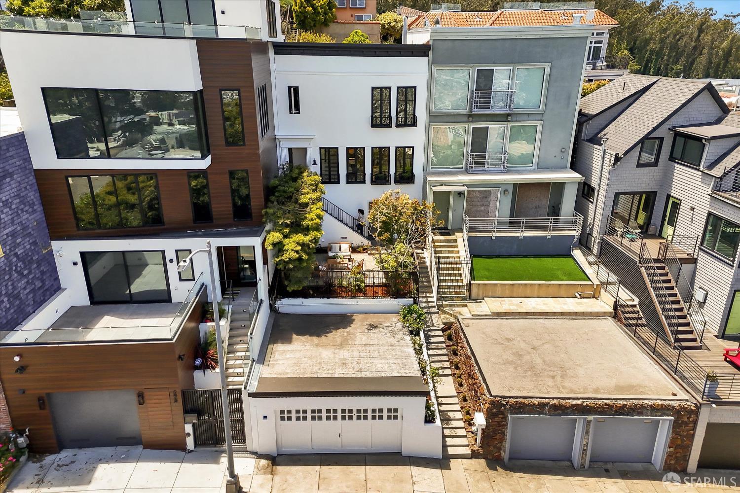 Detail Gallery Image 43 of 53 For 224 Twin Peaks Blvd, San Francisco,  CA 94114 - 3 Beds | 2/1 Baths