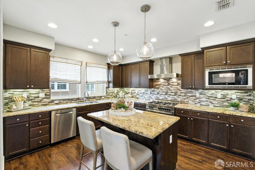 Detail Gallery Image 12 of 99 For 417 Longden Ave, San Mateo,  CA 94403 - 4 Beds | 3/1 Baths
