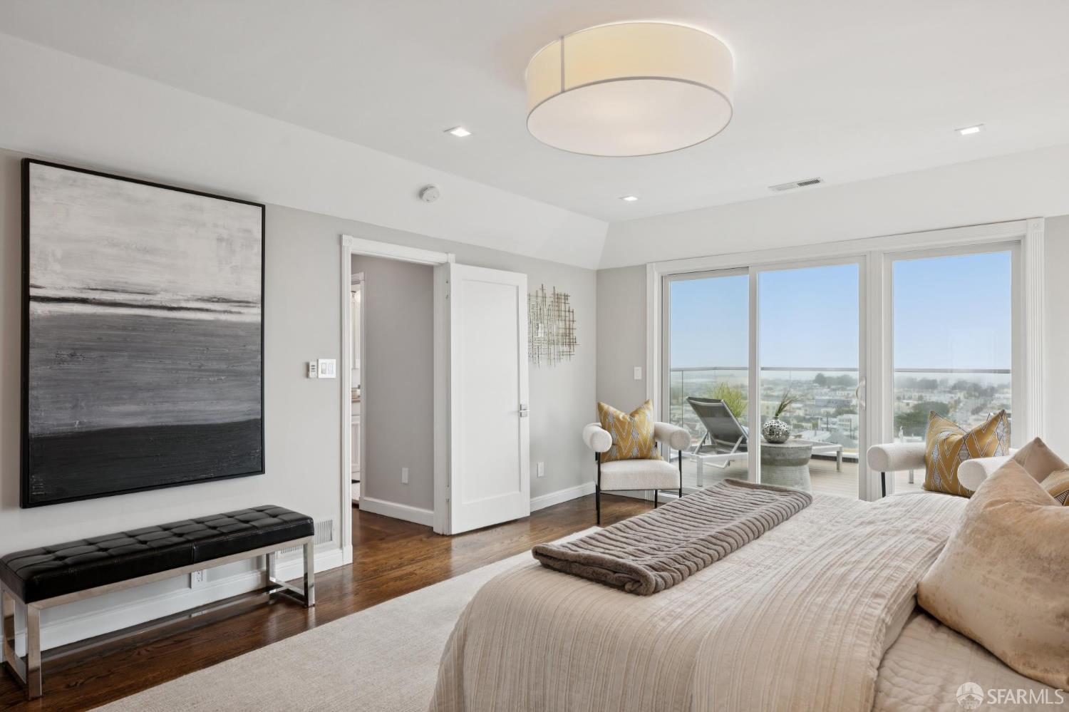 Detail Gallery Image 36 of 96 For 1983 15th Ave, San Francisco,  CA 94116 - 5 Beds | 4/1 Baths