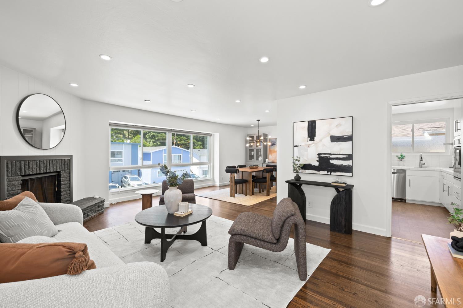 Detail Gallery Image 2 of 22 For 31 Canterbury Ave, Daly City,  CA 94015 - 3 Beds | 1/1 Baths