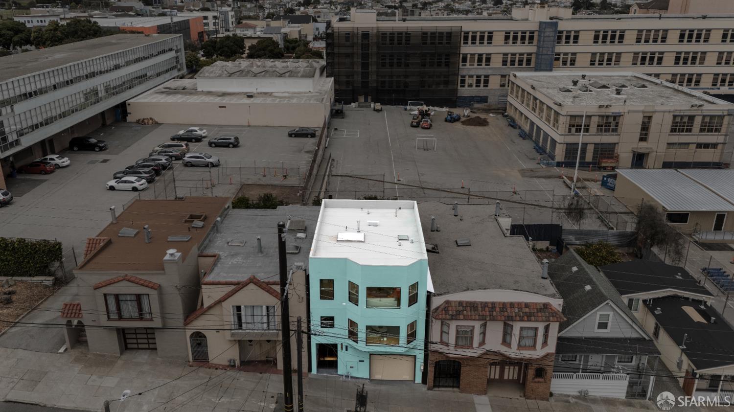 Detail Gallery Image 4 of 98 For 276 Seneca Ave, San Francisco,  CA 94112 - 5 Beds | 5 Baths