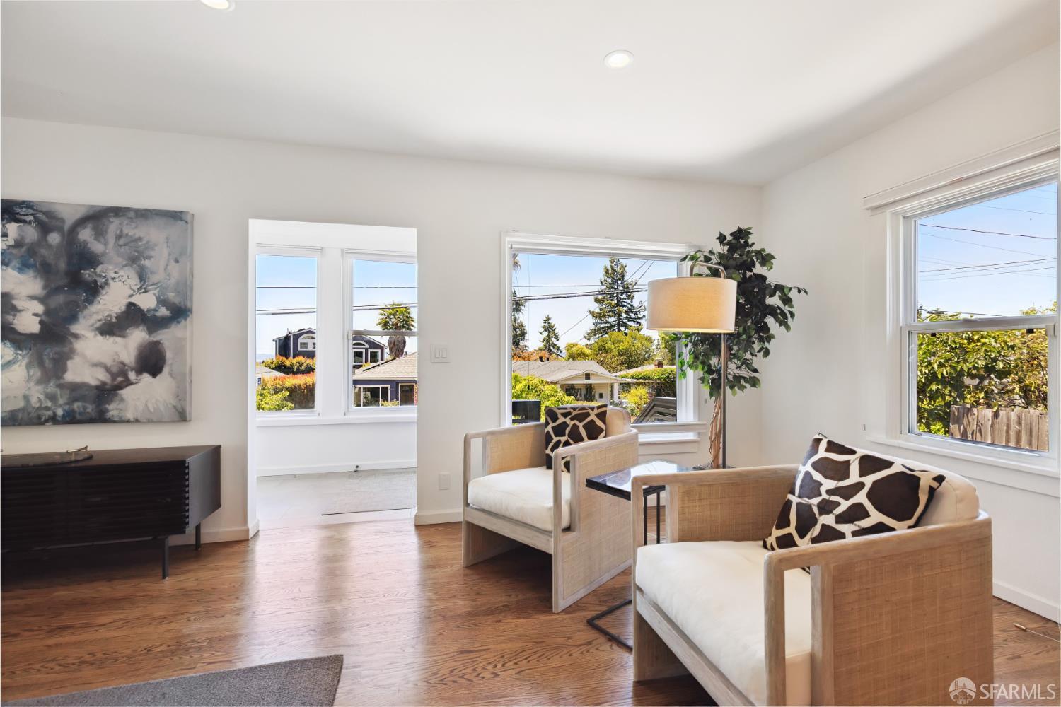 Detail Gallery Image 10 of 40 For 2464 Alida St, Oakland,  CA 95602 - 3 Beds | 2/1 Baths