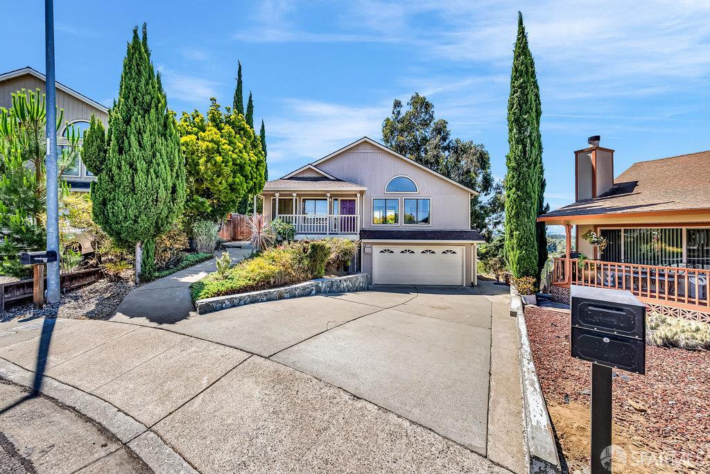 Detail Gallery Image 3 of 69 For 23599 Matthew Ct, Hayward,  CA 94541 - 3 Beds | 3 Baths