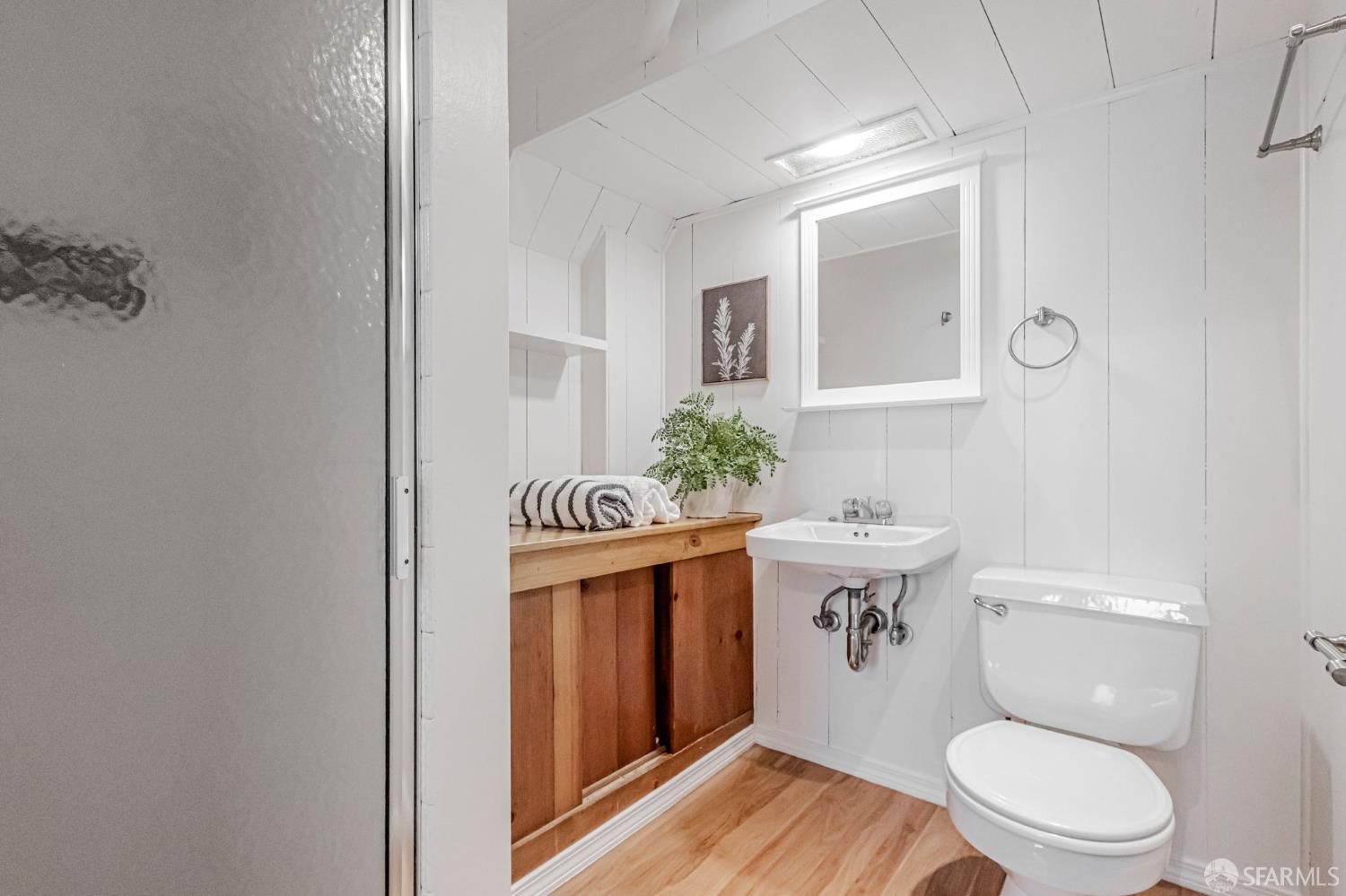 Detail Gallery Image 31 of 42 For 2930 Rivera St, San Francisco,  CA 94116 - 3 Beds | 3 Baths